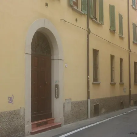 Apartment Piazza De' Celestini Bologna