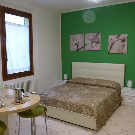 Apartment Piazza De' Celestini Bologna